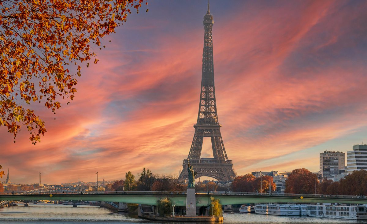 Romantic Paris Experience
